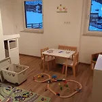 Hoamatl, Тукс